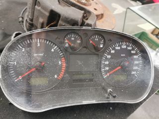 bontott SEAT LEON Kilométeróra