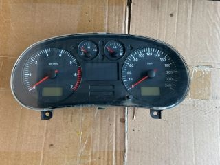 bontott SEAT LEON Kilométeróra