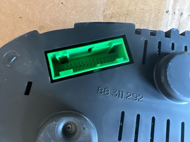 bontott SEAT LEON Kilométeróra