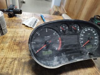 bontott SEAT LEON Kilométeróra