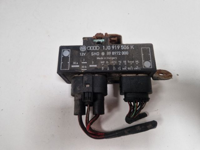 bontott SEAT LEON Klíma Relé