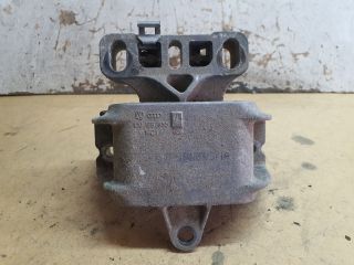 bontott SEAT LEON Motor Tartó Bak (Fém)