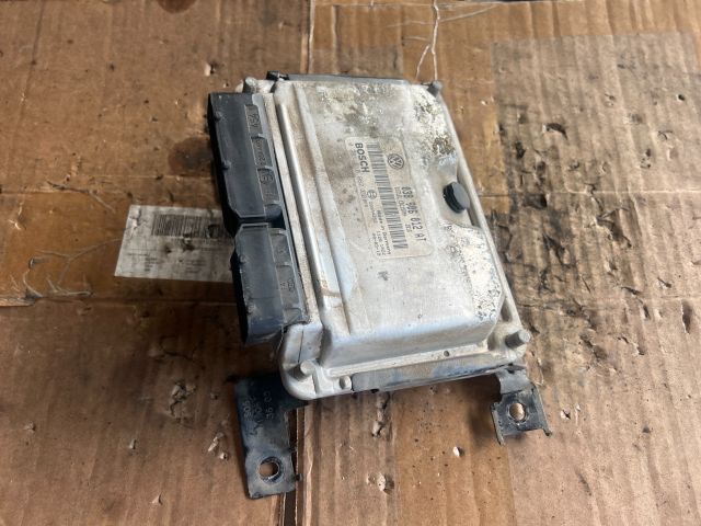 bontott SEAT LEON Motorvezérlő