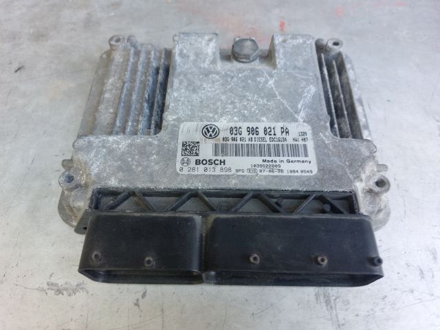 bontott SEAT LEON Motorvezérlő