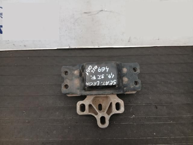 bontott SEAT LEON Váltó Tartó Bak (Pozíciófüggetlen)