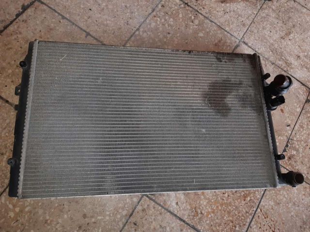 bontott SEAT LEON Vízhűtő Radiátor (Klímás)