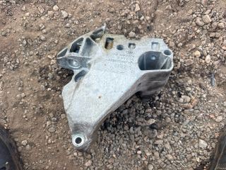 bontott SEAT LEON Motor Tartó Bak (Fém)