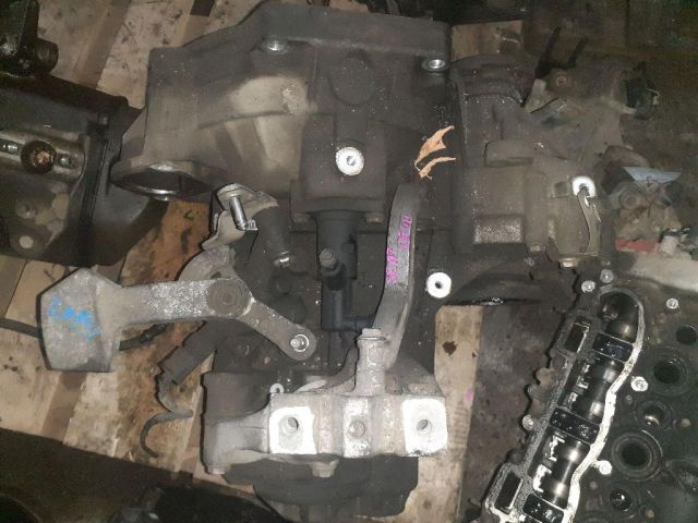 bontott SEAT LEON Váltó (Mechanikus)