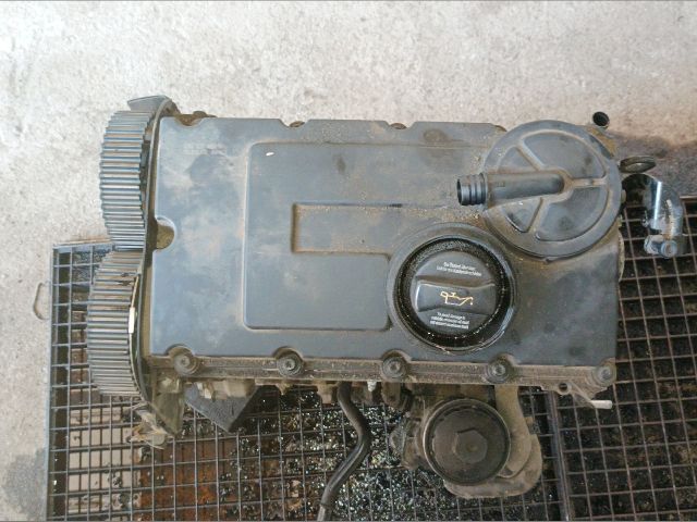 bontott SEAT LEON Motor (Fűzött blokk hengerfejjel)
