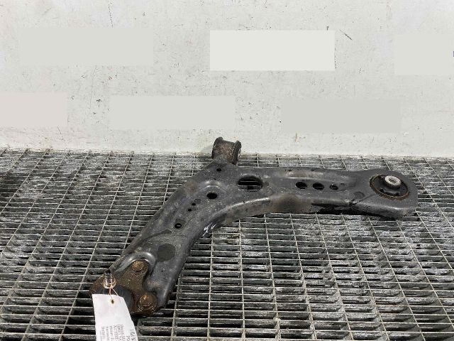 bontott SEAT LEON Bal első Lengőkar