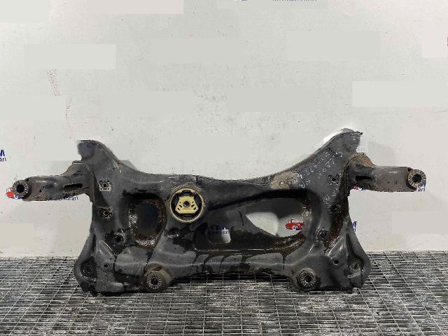 bontott SEAT LEON Első Bölcső