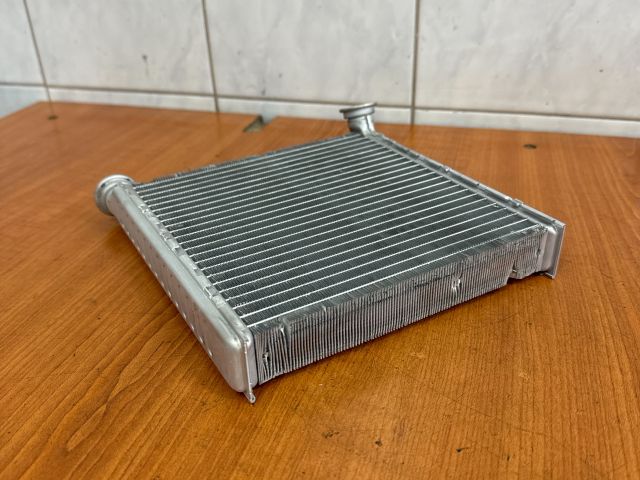 bontott SEAT LEON Fűtőradiátor