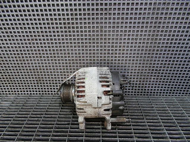 bontott SEAT LEON Generátor