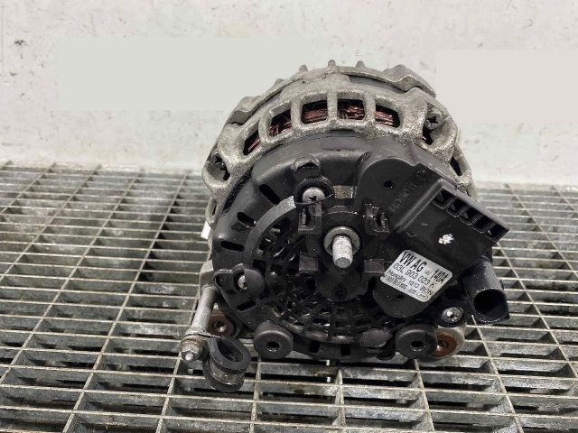 bontott SEAT LEON Generátor