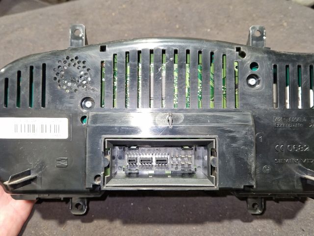 bontott SEAT LEON Kilométeróra