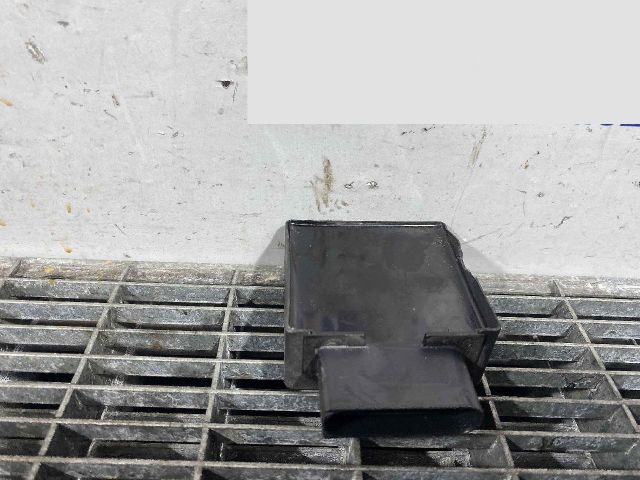 bontott SEAT LEON Üzemanyag Szivattyú Relé