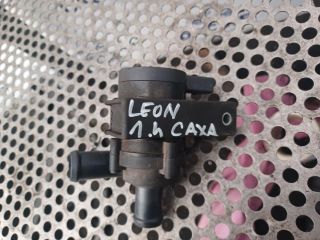 bontott SEAT LEON Vízpumpa