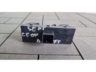 bontott SEAT LEON Ablakemelő Kapcsoló Négyes / Kettes
