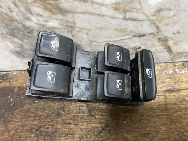 bontott SEAT LEON Ablakemelő Kapcsoló Négyes / Kettes