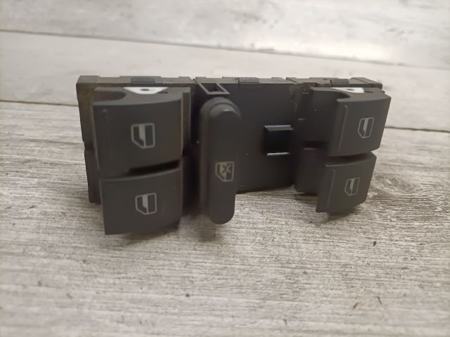 bontott SEAT LEON Ablakemelő Kapcsoló Négyes / Kettes