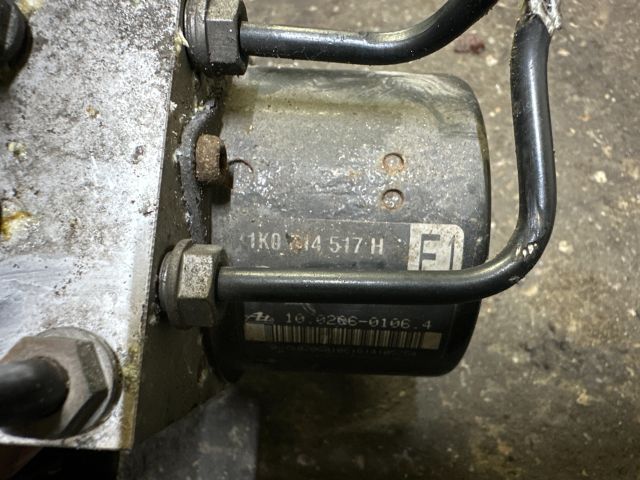 bontott SEAT LEON ABS Kocka