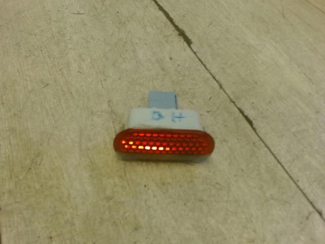 bontott SEAT LEON Ajtó Világítás