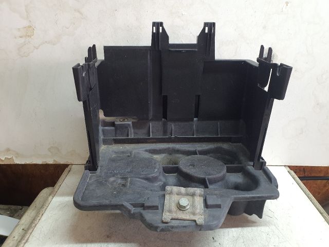 bontott SEAT LEON Akkumulátor Tartó