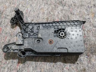 bontott SEAT LEON Akkumulátor Tartó