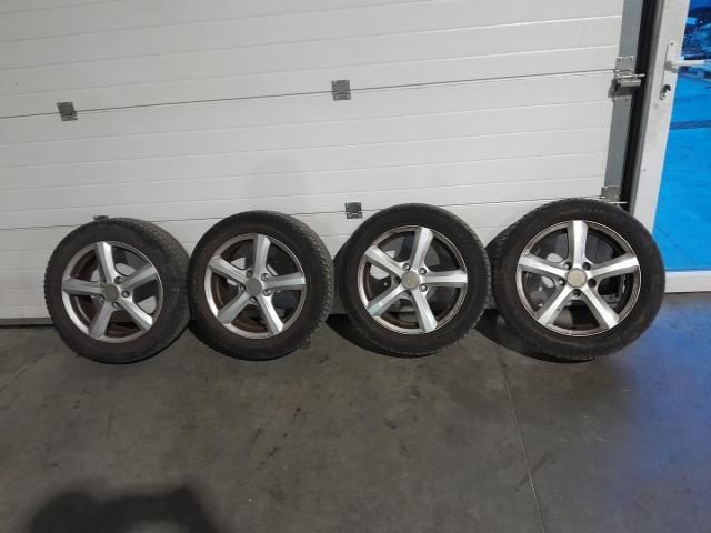 bontott SEAT LEON Alufelni Szett