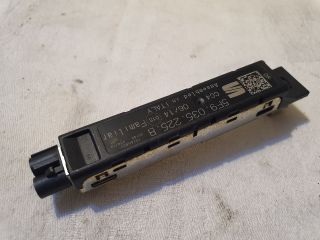 bontott SEAT LEON Antenna Erősítő