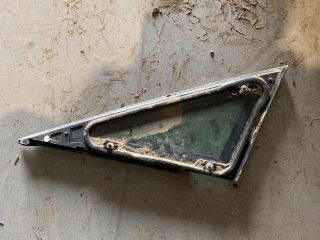 bontott SEAT LEON Bal A Oszlop Oldalablak Üveg