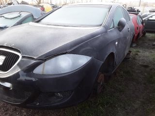 bontott SEAT LEON Bal A Oszlop Oldalablak Üveg
