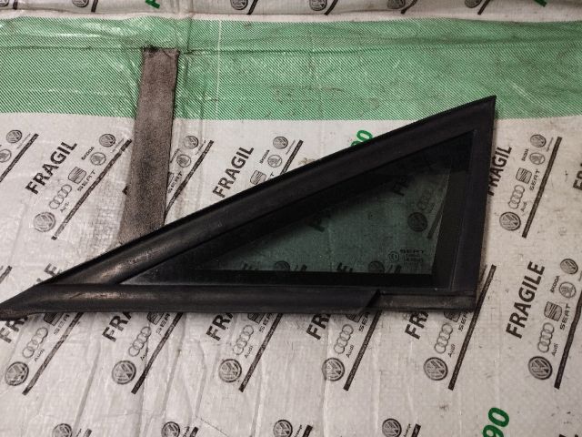 bontott SEAT LEON Bal A Oszlop Oldalablak Üveg