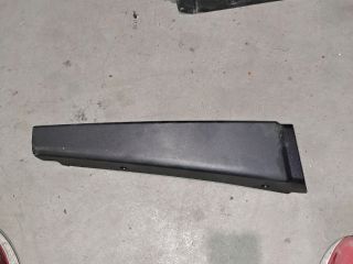 bontott SEAT LEON Bal B Oszlop Díszléc