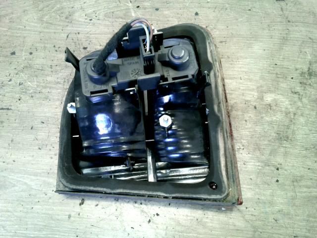 bontott SEAT LEON Bal Belső Hátsó Lámpa