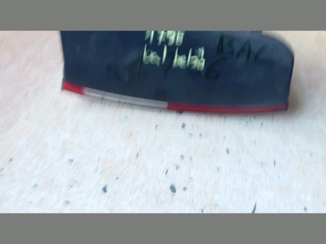 bontott SEAT LEON Bal Belső Hátsó Lámpa