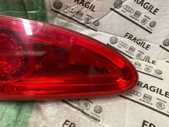 bontott SEAT LEON Bal Belső Hátsó Lámpa