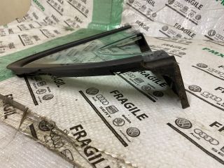 bontott SEAT LEON Bal C Oszlop Oldalablak Üveg