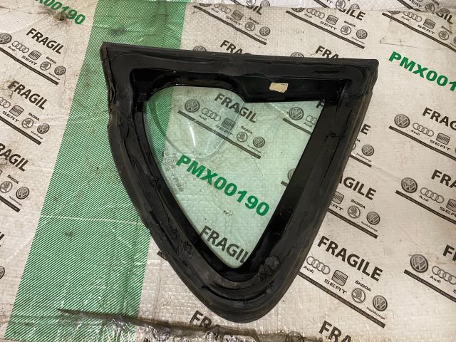 bontott SEAT LEON Bal C Oszlop Oldalablak Üveg