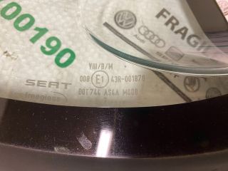 bontott SEAT LEON Bal C Oszlop Oldalablak Üveg