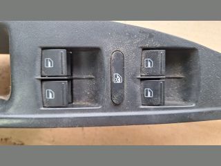bontott SEAT LEON Bal első Ablakemelő Kapcsoló