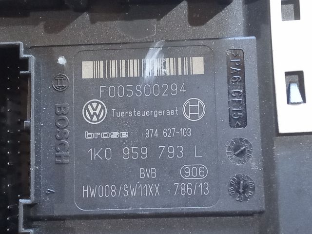 bontott SEAT LEON Bal első Ablakemelő Motor