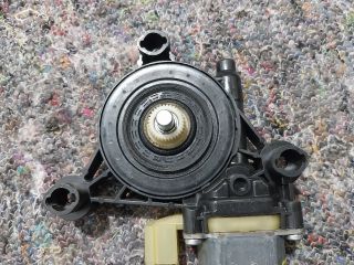 bontott SEAT LEON Bal első Ablakemelő Motor