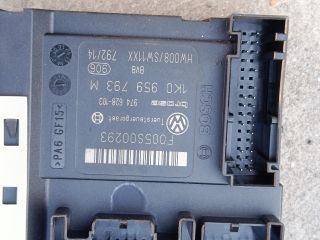 bontott SEAT LEON Bal első Ablakemelő Motor