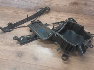 bontott SEAT LEON Bal első Ablakemelő Szerkezet (Elektromos)