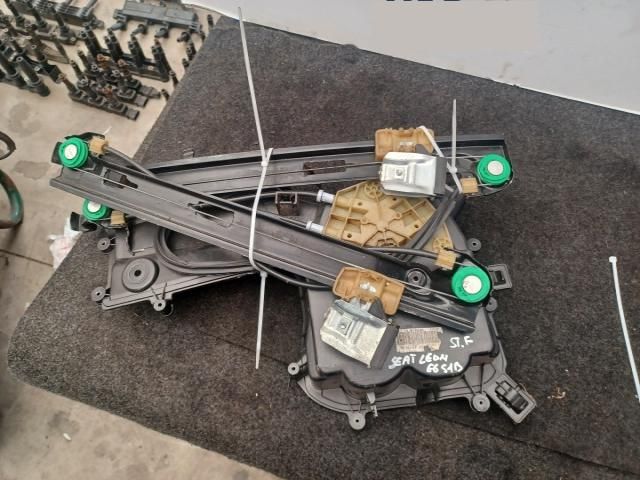 bontott SEAT LEON Bal első Ablakemelő Szerkezet (Elektromos)