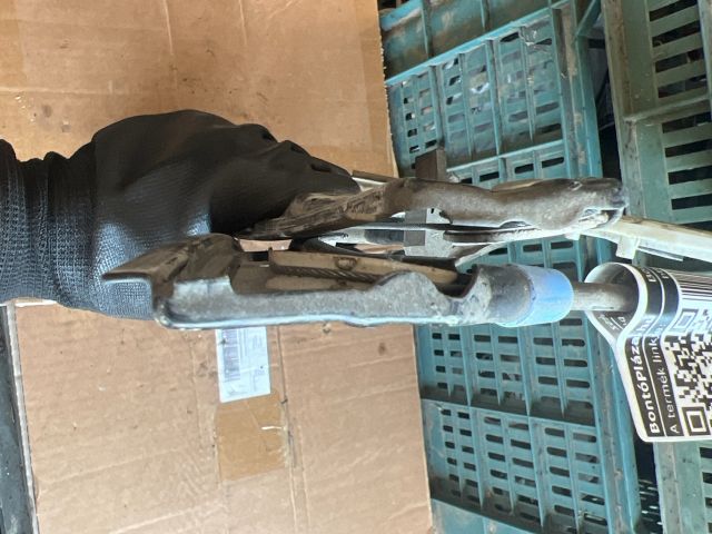 bontott SEAT LEON Bal első Ablakemelő Szerkezet (Elektromos)