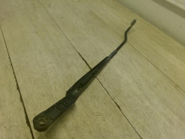 bontott SEAT LEON Bal első Ablaktörlő Kar