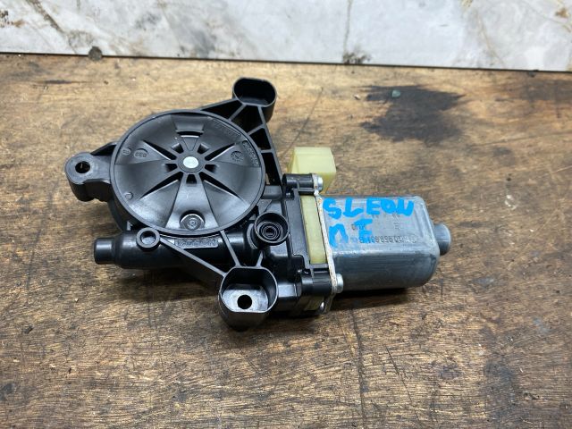 bontott SEAT LEON Bal első Ablaktörlő Motor