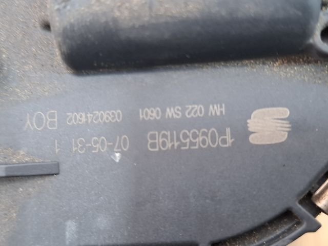 bontott SEAT LEON Bal első Ablaktörlő Motor